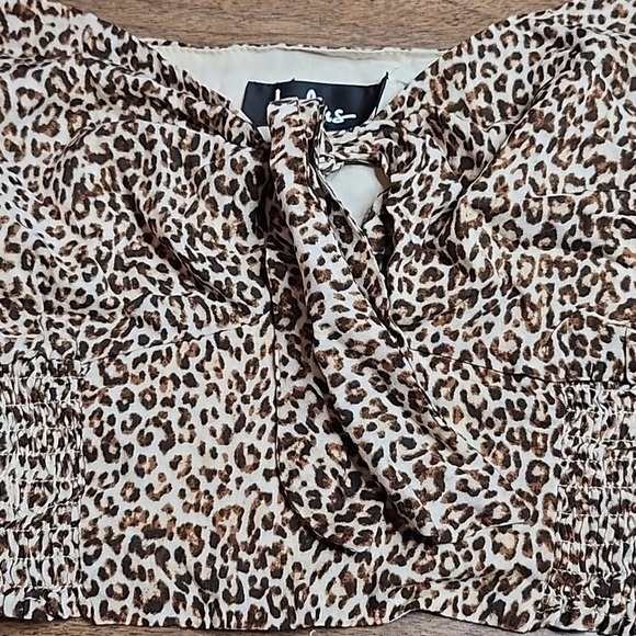 Lulus‎ Leopard Print Puff Sleeve Crop Top, Brown/Tan, Women's Size Large - Picture 3 of 8